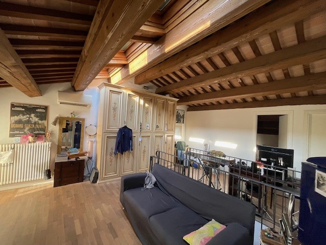 sale Centro Storico 2 bed apartment 1
